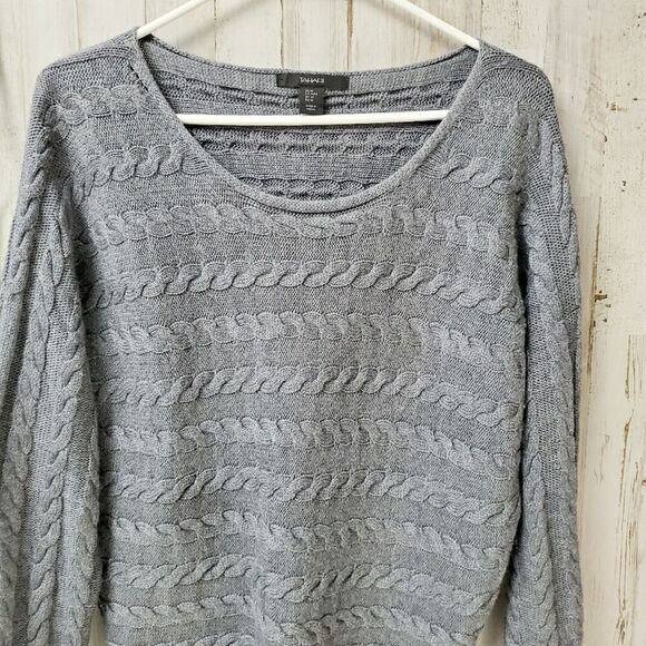 Tahari Cable Knit Sweater Gray Size Medium - Picture 7 of 7